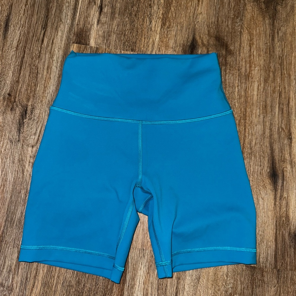 Lululemon Athletica Hawaiian blue wunder train high rise short 6” size 4
